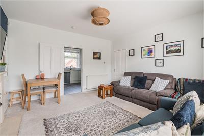 24 Colinshiel Street, Bathgate, EH48 2AS - image 9