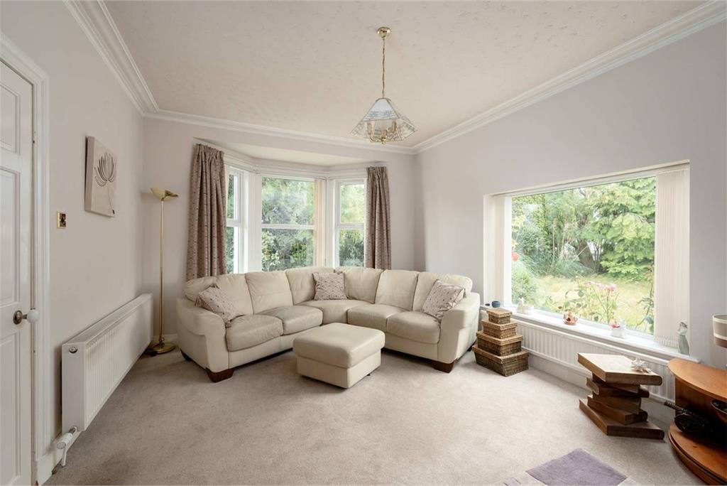 22 Brunstane Drive, Edinburgh, EH15 2NF - image 2