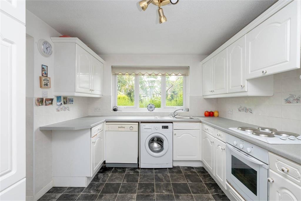 22 Brunstane Drive, Edinburgh, EH15 2NF - image 5