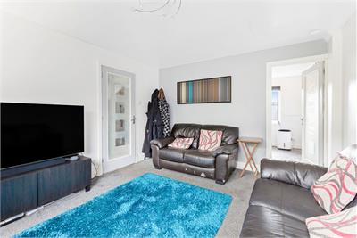36 Cruachan Court, Penicuik, EH26 8JW - image 3