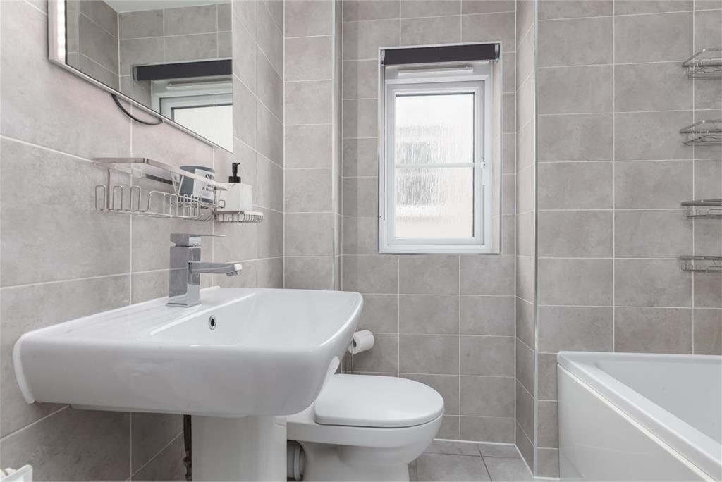 80 Howatston Court, Livingston, EH54 7FH - image 14