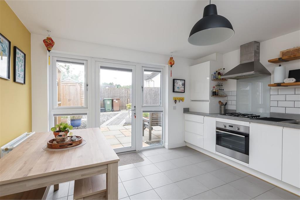 80 Howatston Court, Livingston, EH54 7FH - image 4