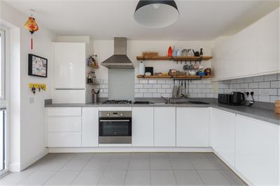 80 Howatston Court, Livingston, EH54 7FH - image 5