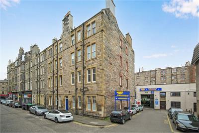 17/2 Lochrin Place, Edinburgh EH3 9QT - image 15