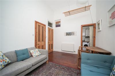 17/2 Lochrin Place, Edinburgh EH3 9QT - image 4