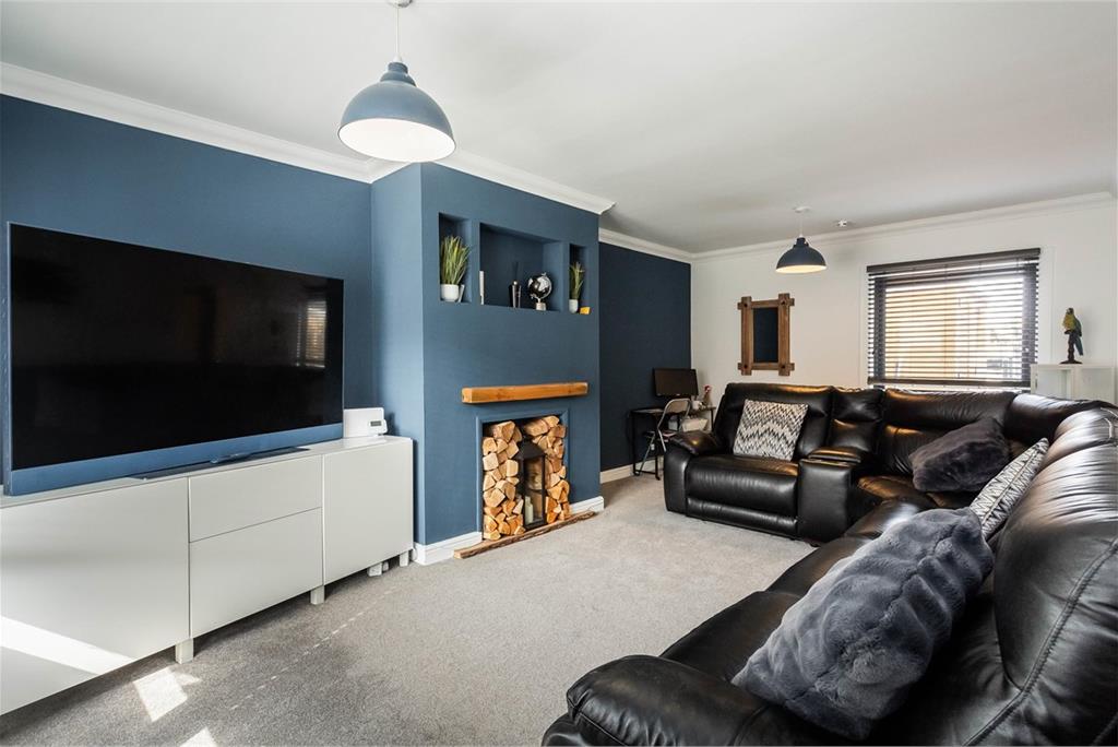 72 Young Avenue,
Tranent,
EH33 2DE - image 2