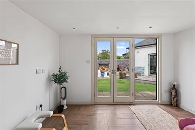 3 Craigs Crescent,
Corstorphine,
Edinburgh,
EH12 8HT - image 17