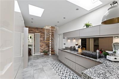 3 Craigs Crescent,
Corstorphine,
Edinburgh,
EH12 8HT - image 7