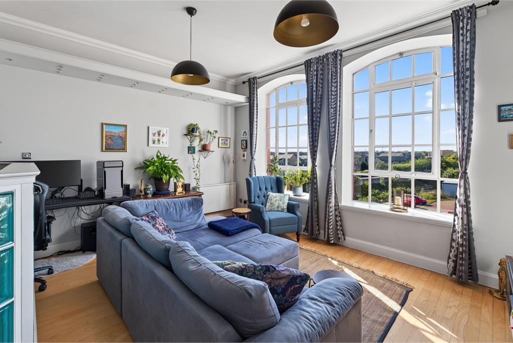 94/16 Inchview Terrace,
Edinburgh,
EH7 6TF - image 2