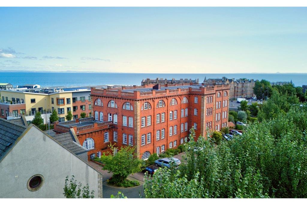94/16 Inchview Terrace,
Edinburgh,
EH7 6TF - image 23