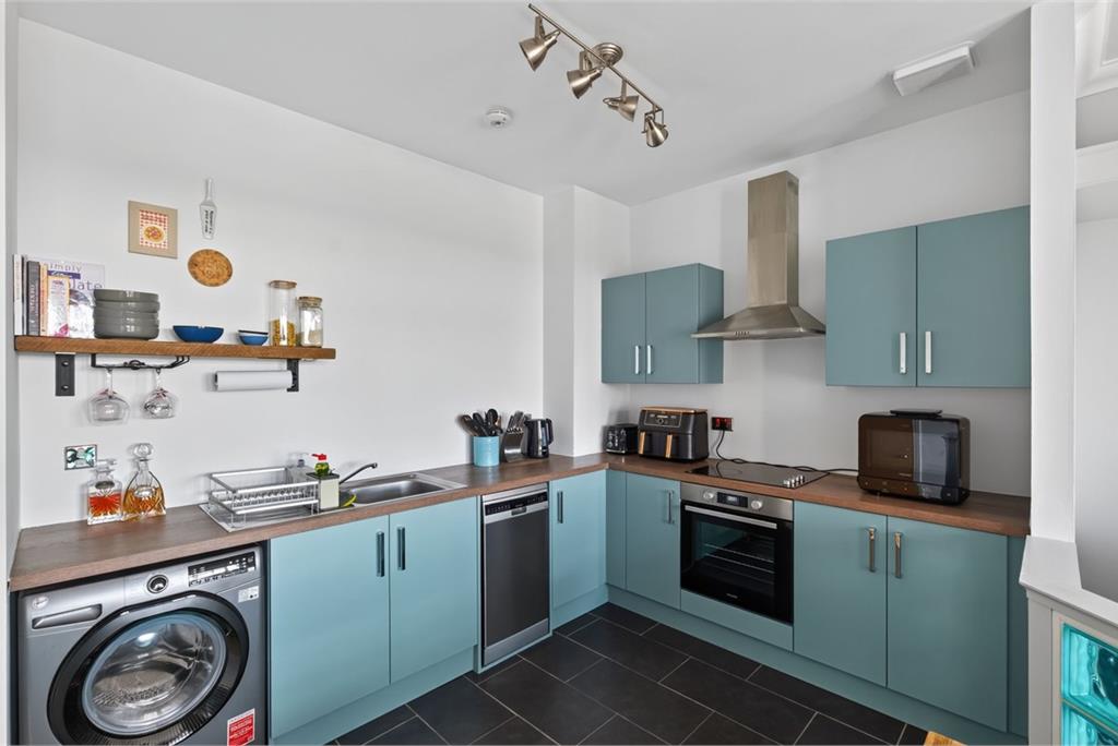 94/16 Inchview Terrace,
Edinburgh,
EH7 6TF - image 8