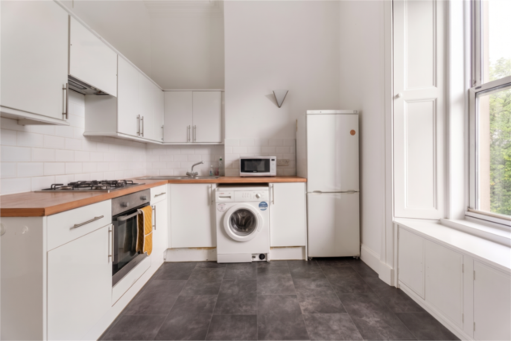 23 3F1 Melville Terrace,
Marchmont
Edinburgh,
EH9 1LR - image 8