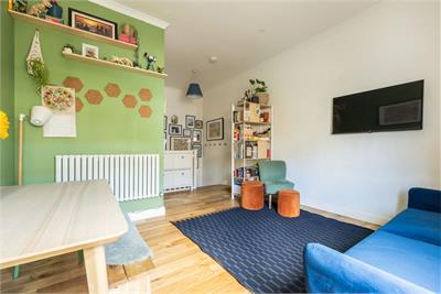 83/1 Gilmore Place, Edinburgh, EH3 9NU - image 3