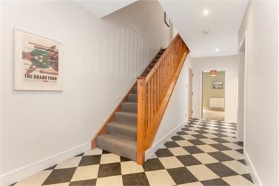 10 Fettes Rise, Fettes, Edinburgh, EH4 1QH - image 12