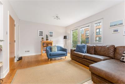 10 Fettes Rise, Fettes, Edinburgh, EH4 1QH - image 3