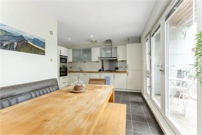 10 Fettes Rise, Fettes, Edinburgh, EH4 1QH - image 5