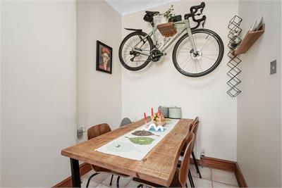 56/4 Temple Park Crescent, Polwarth, Edinburgh, EH11 1HX - image 6