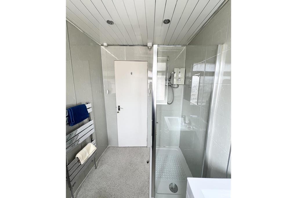 16 Murchland Way,
Irvine,
KA12 0XN - image 21