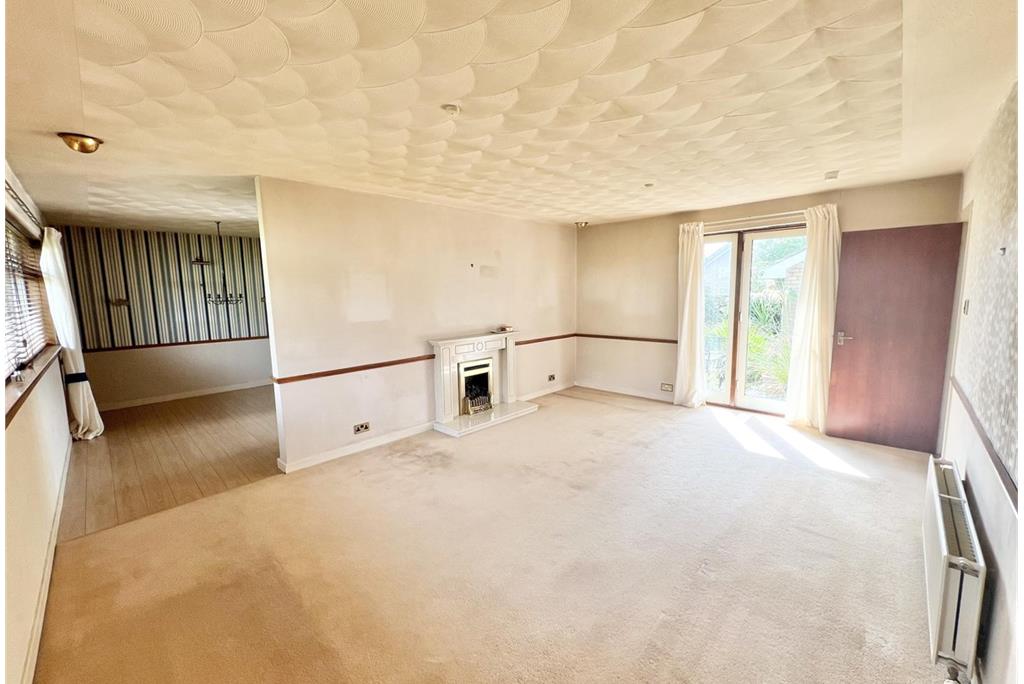 16 Murchland Way,
Irvine,
KA12 0XN - image 4