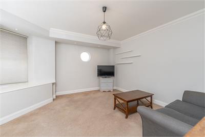 92 Dickson Street,
Edinburgh,
EH6 8QQ - image 5