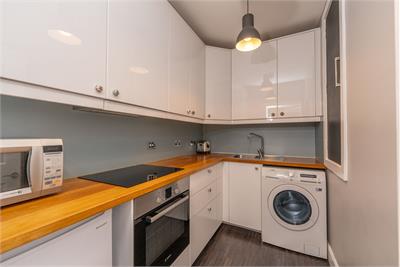 92 Dickson Street,
Edinburgh,
EH6 8QQ - image 7