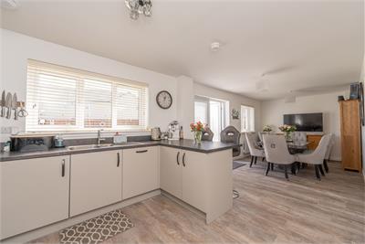 11 Smeaton Lane, Whitecraig, Musselburgh, EH21 8TG - image 4