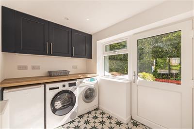 92 Candlemaker's Park, Edinburgh, EH17 8TN - image 7