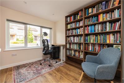 92 Candlemaker's Park, Edinburgh, EH17 8TN - image 8