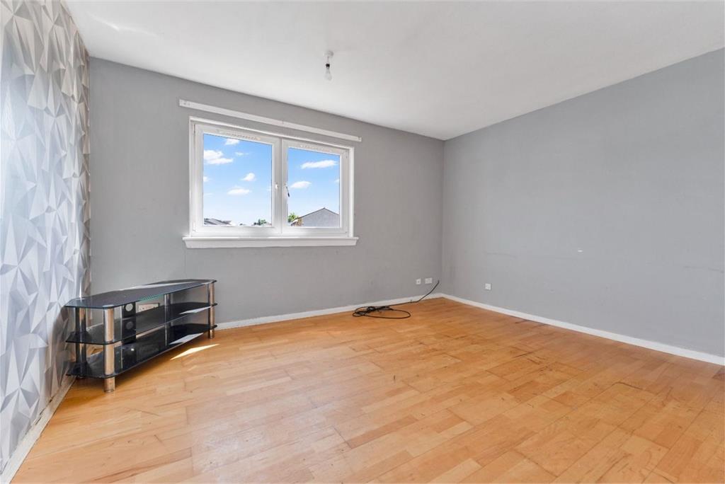 4/4, Cleekim Road, Duddingston, Edinburgh, EH15 3HU - image 5