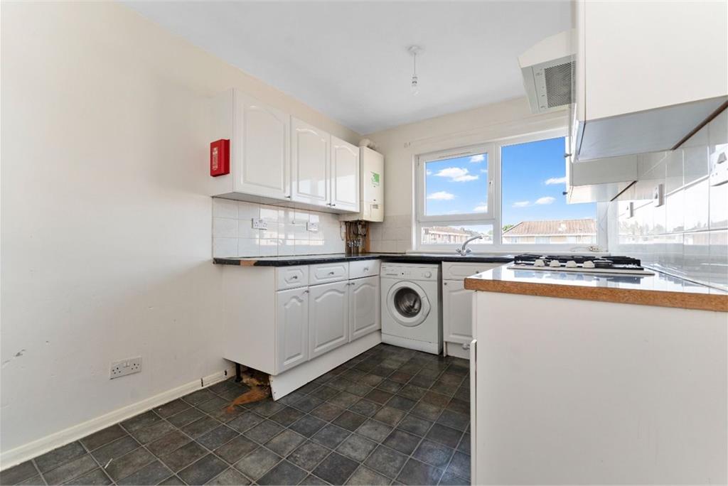 4/4, Cleekim Road, Duddingston, Edinburgh, EH15 3HU - image 8