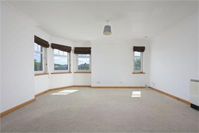 23 Merchants Way, Inverkeithing, KY11 1PE - image 4