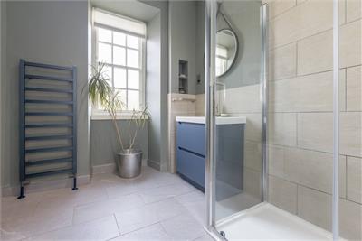 4/3 Chessels Court, Old Town, Edinburgh, EH8 8AD - image 15