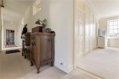 4/3 Chessels Court, Old Town, Edinburgh, EH8 8AD - image 17