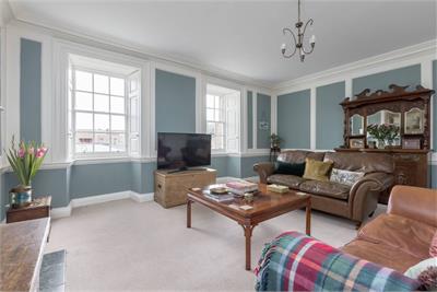 4/3 Chessels Court, Old Town, Edinburgh, EH8 8AD - image 4