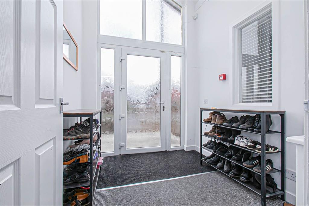2 Linburn Road, Dunfermline, KY11 4LH - image 3