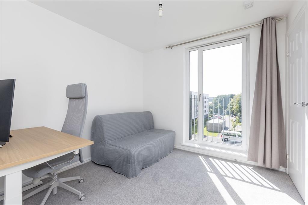 3/16 Arneil Place, Edinburgh, EH5 2GU - image 13
