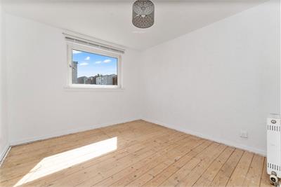 1 Ivanhoe Rise, Livingston, EH54 6HZ - image 12