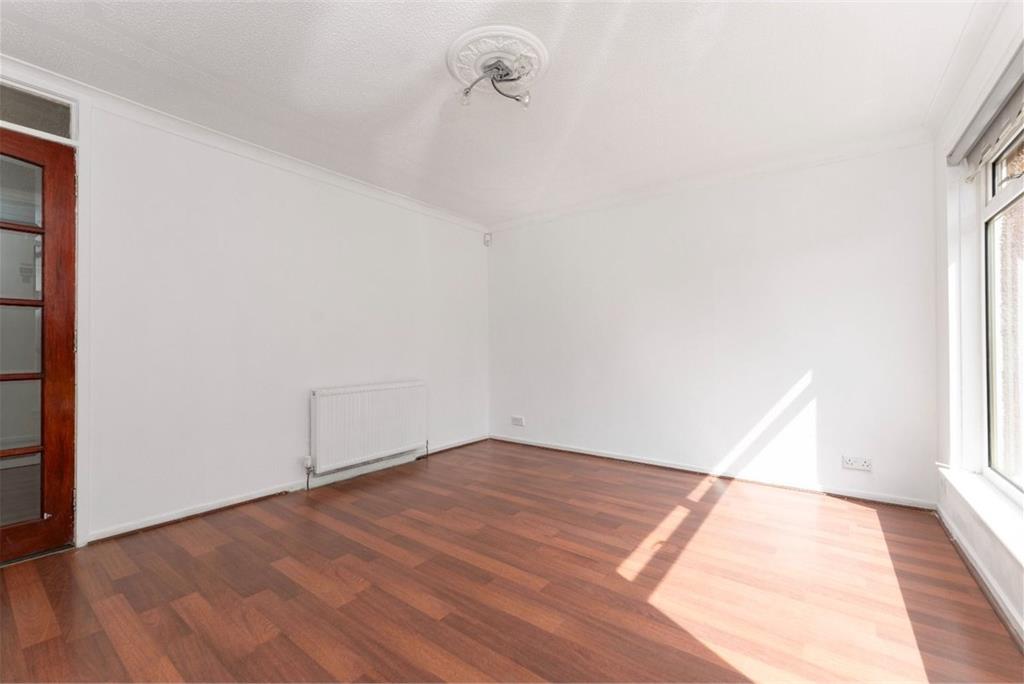 1 Ivanhoe Rise, Livingston, EH54 6HZ - image 4
