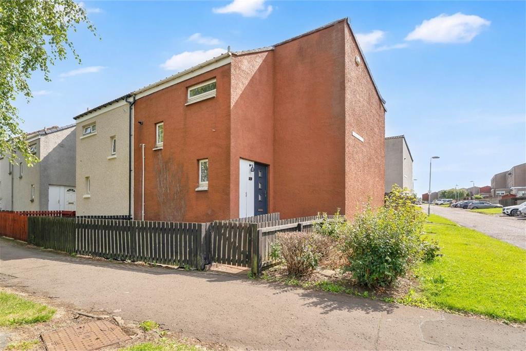 1 Ivanhoe Rise, Livingston, EH54 6HZ - image 1