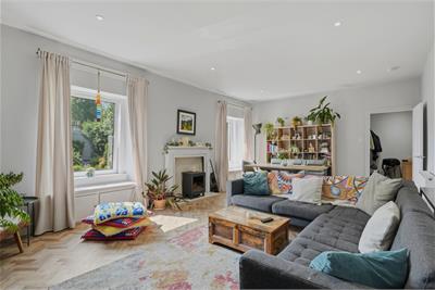 95 High Street, Aberdour, KY3 0SJ - image 2