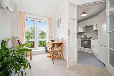 28/27 Murrayfield View, Roseburn Place, Edinburgh EH12 5NX - image 4