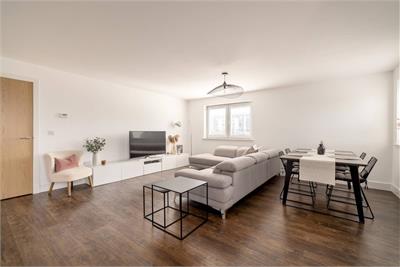 16/6 Burnbrae Drive, EDINBURGH, EH12 8AS - image 4