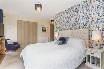 81/13 Ocean Drive, Leith, Edinburgh, EH6 6BR - image 12