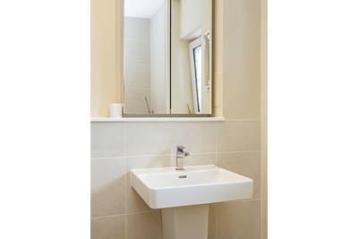 81/13 Ocean Drive, Leith, Edinburgh, EH6 6BR - image 14