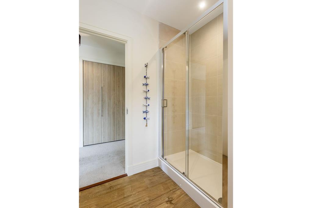 81/13 Ocean Drive, Leith, Edinburgh, EH6 6BR - image 17
