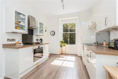 18/6 Warrender Park Road, Marchmont, Edinburgh, EH9 1JG - image 4