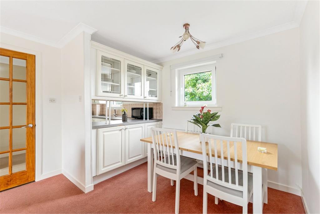 60 The Paddockholm, Corstorphine, EDINBURGH, EH12 7XR - image 4