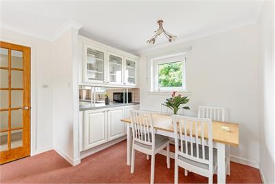 60 The Paddockholm, Corstorphine, EDINBURGH, EH12 7XR - image 4