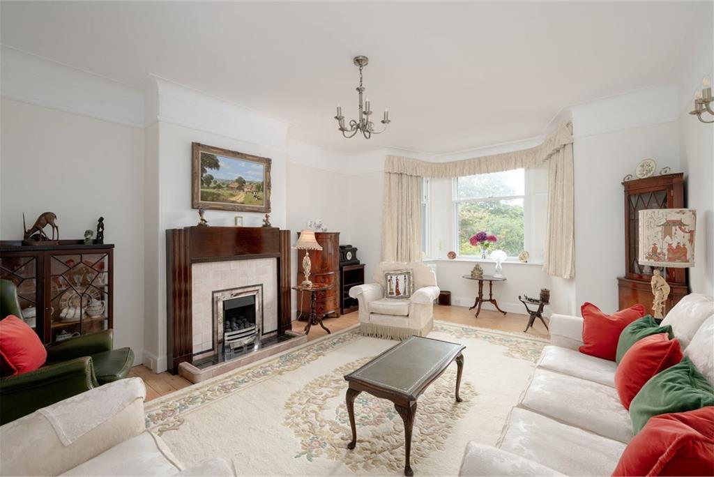 19 Ravelston Dykes, Edinburgh, EH4 3JE - image 2