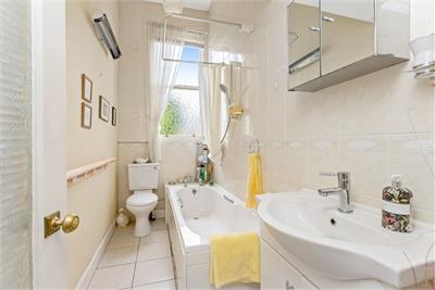 74 (flat 1), Comely Bank Avenue, Comely Bank, Edinburgh, EH4 1HE - image 14